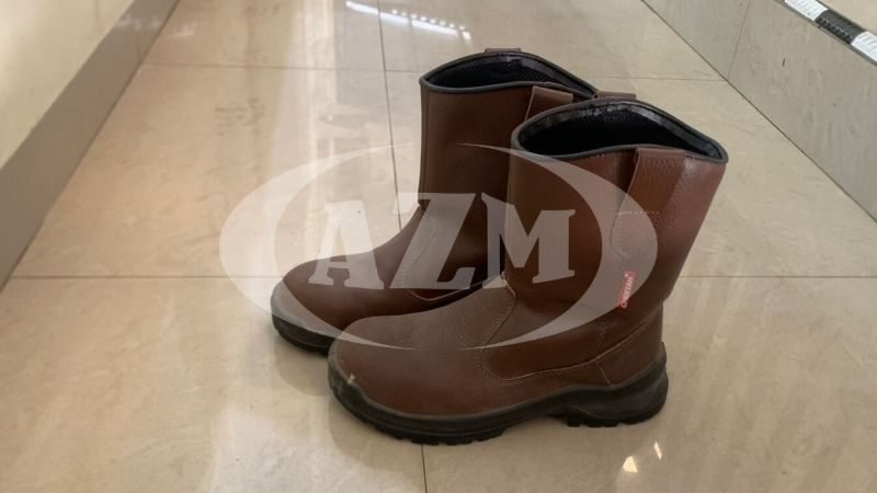 SEPATU SAFETY WATERMARK